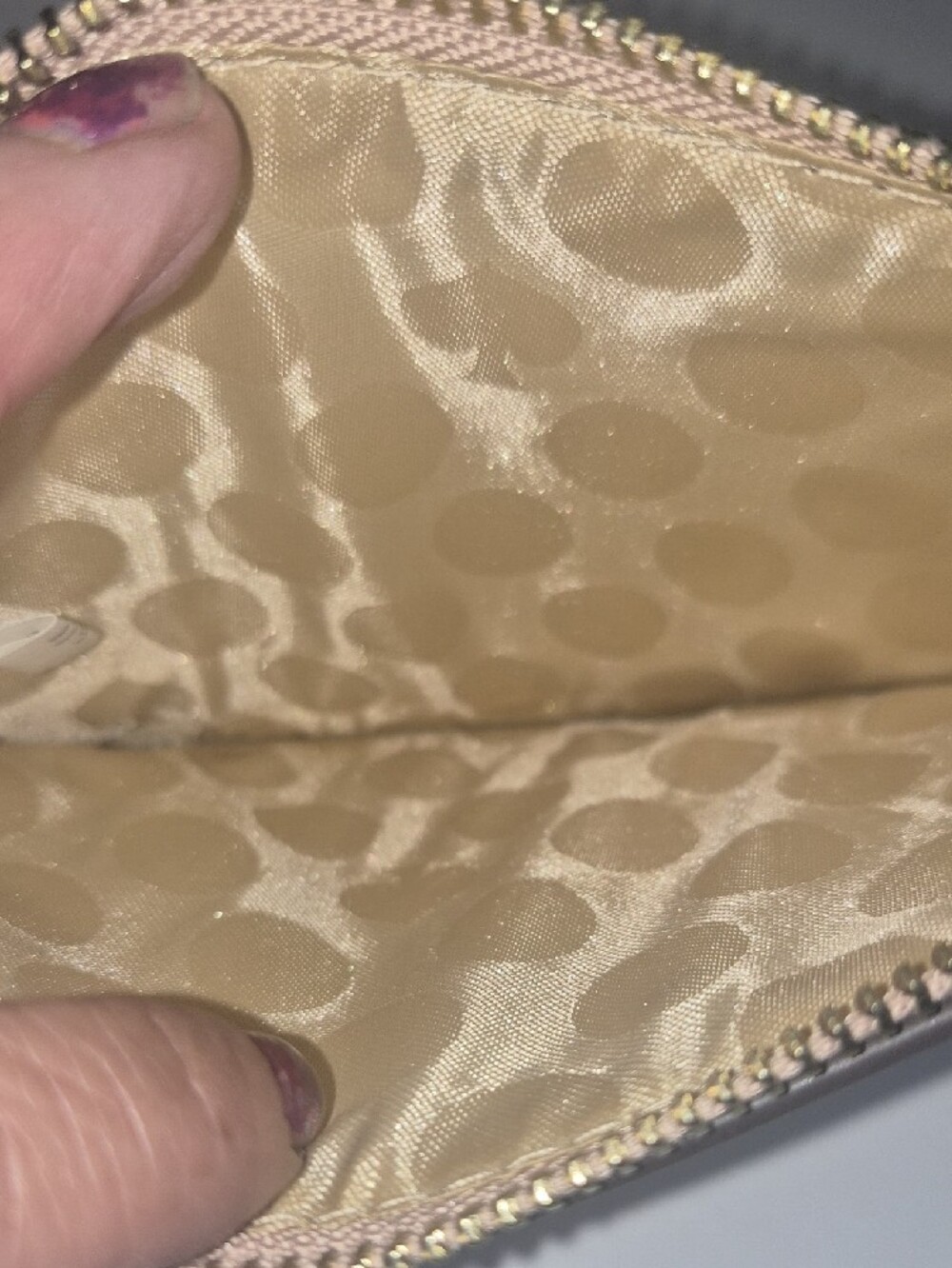 kate spade metallic rose gold wristlet wallet - Picture 3 of 6